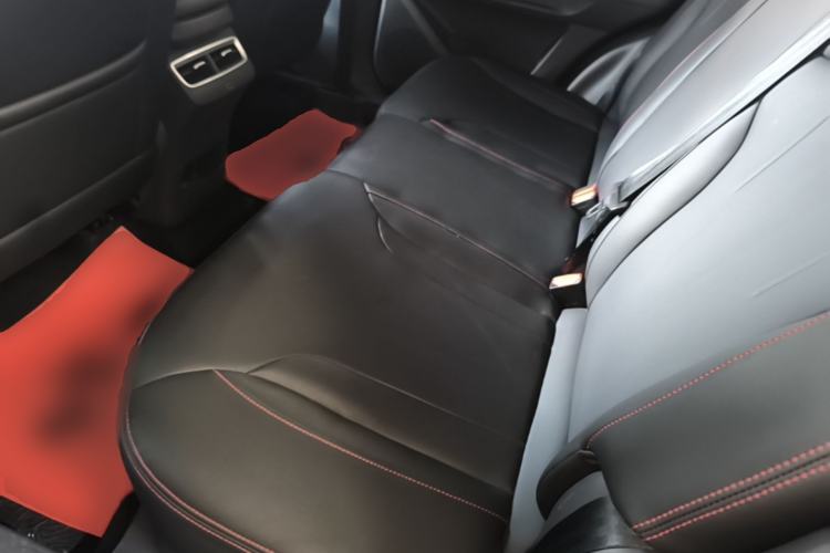 Used JETOUR Dashing 2025 1.5T DCT Beyond Edition Left Rear Seat