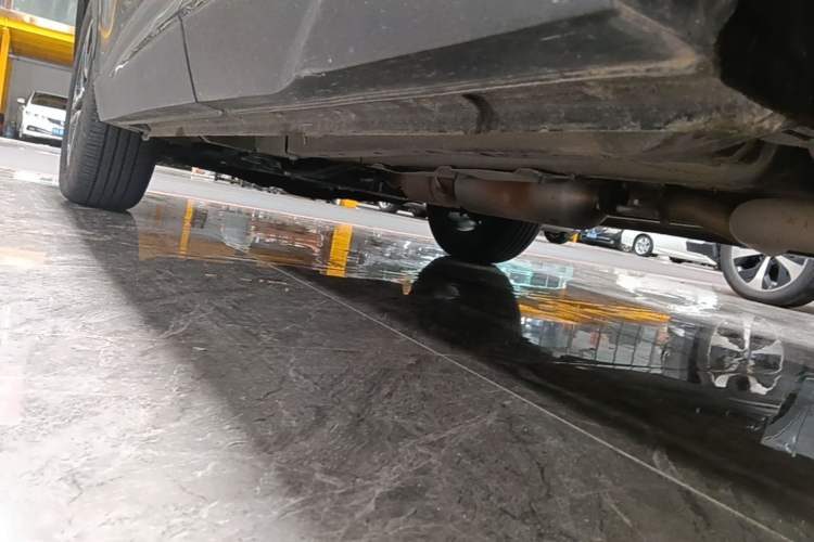 Used JETOUR Dashing 2025 1.5T DCT Elite Edition Left Side Sill