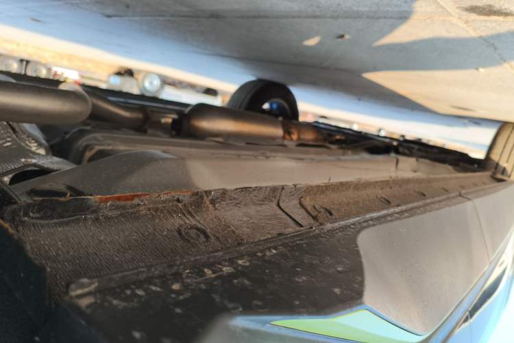 Used JETOUR Dashing 2025 1.5T DCT Beyond Edition Left Side Sill