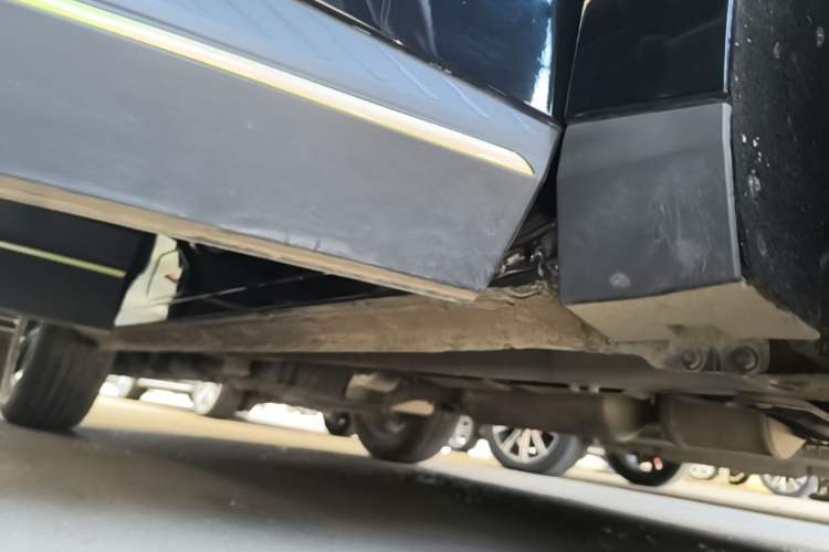 Used JETOUR Dashing 2025 1.5T DCT Beyond Edition Right Side Sill