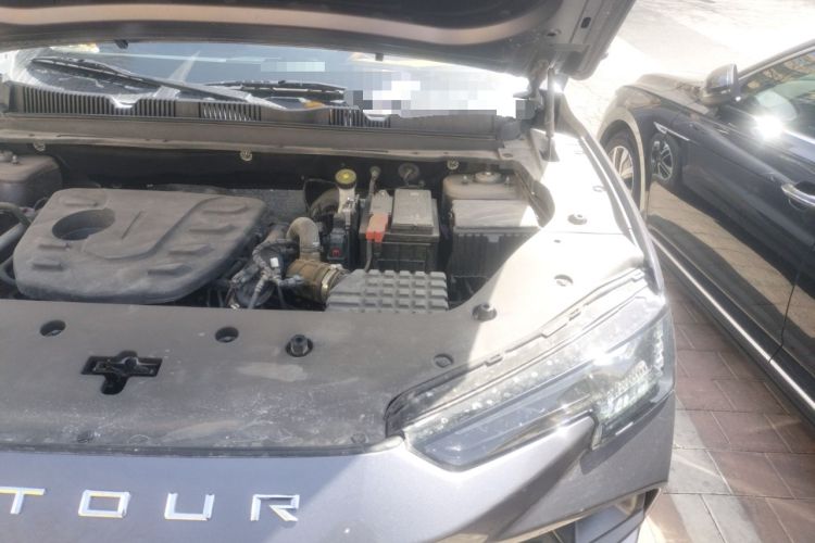 Used JETOUR Dashing 2025 1.5T DCT Luxury Edition Engine Bay Left
