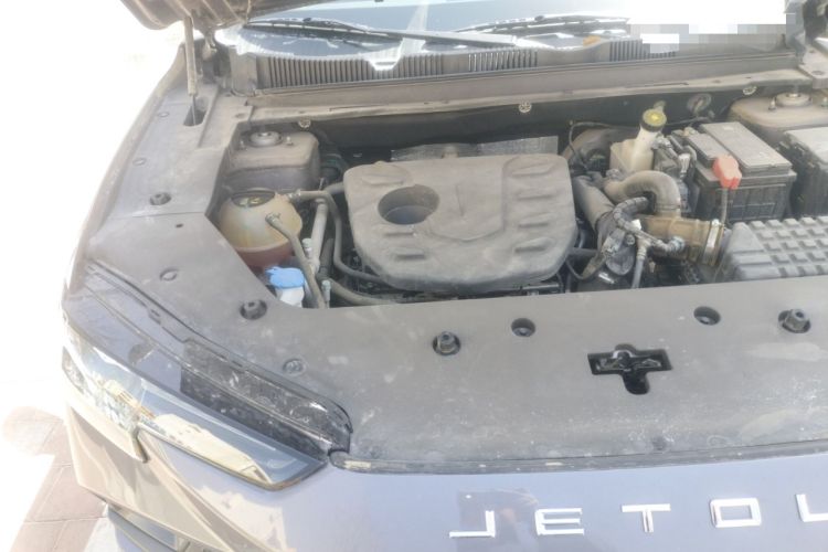 Used JETOUR Dashing 2025 1.5T DCT Luxury Edition Engine Bay Right