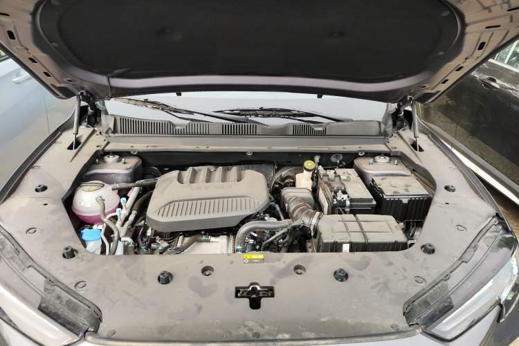 Used JETOUR Dashing 2025 1.5TD DCT Flagship Edition Engine Bay