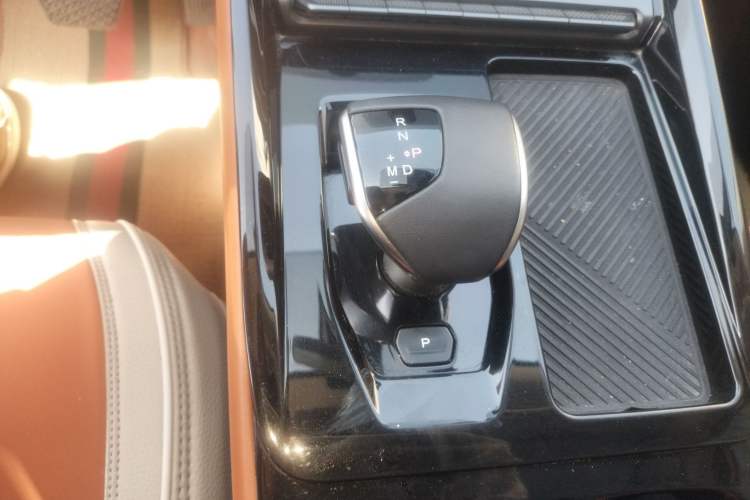 Used JETOUR Dashing 2025 1.5T DCT Luxury Edition Gear Lever