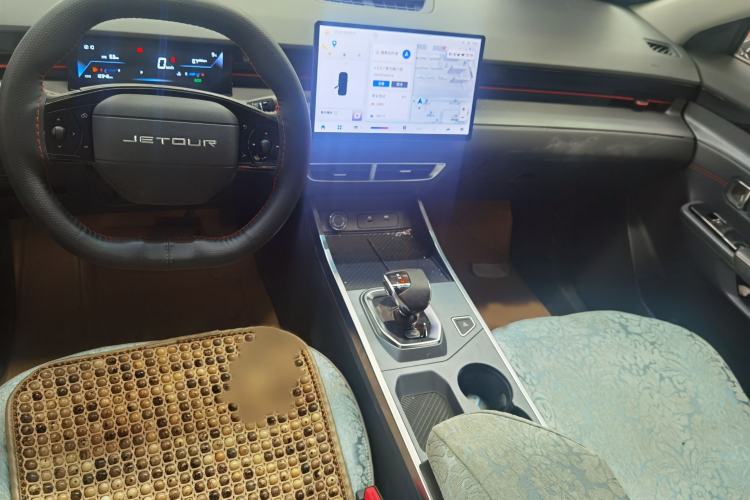 Used JETOUR Dashing 2025 1.5T DCT Beyond Edition Interior 1