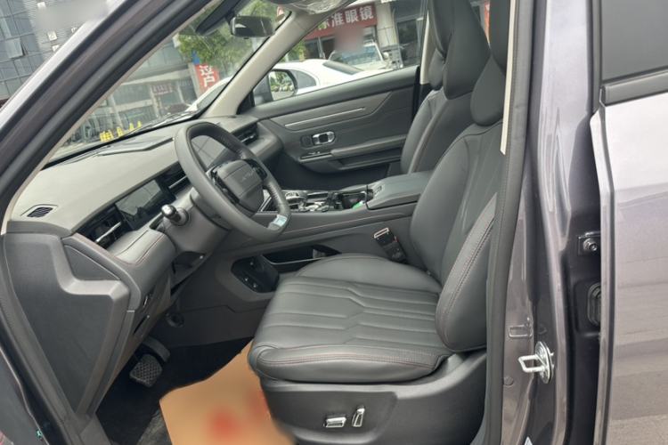Used JETOUR Dashing 2025 1.5T DCT Luxury Edition Interior 2