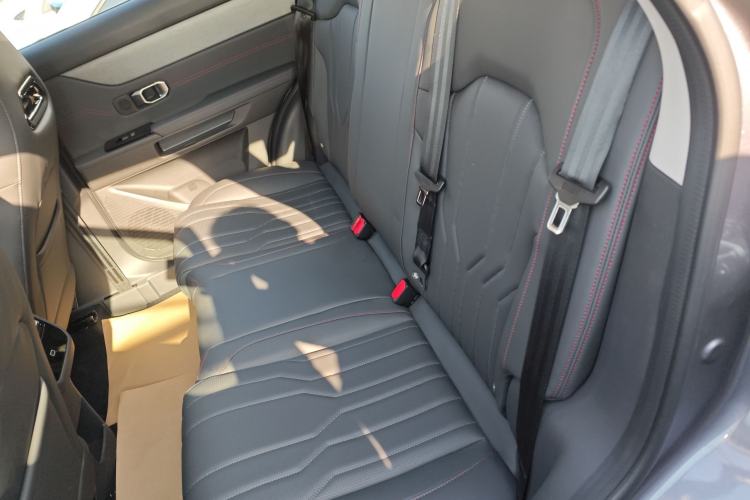 Used JETOUR Dashing 2025 1.5T DCT Luxury Edition Interior 4