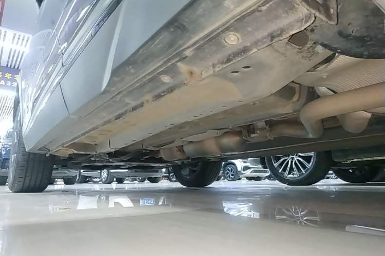 Used JETOUR Dashing 2025 1.5T DCT Ultimate Edition Left Side Sill