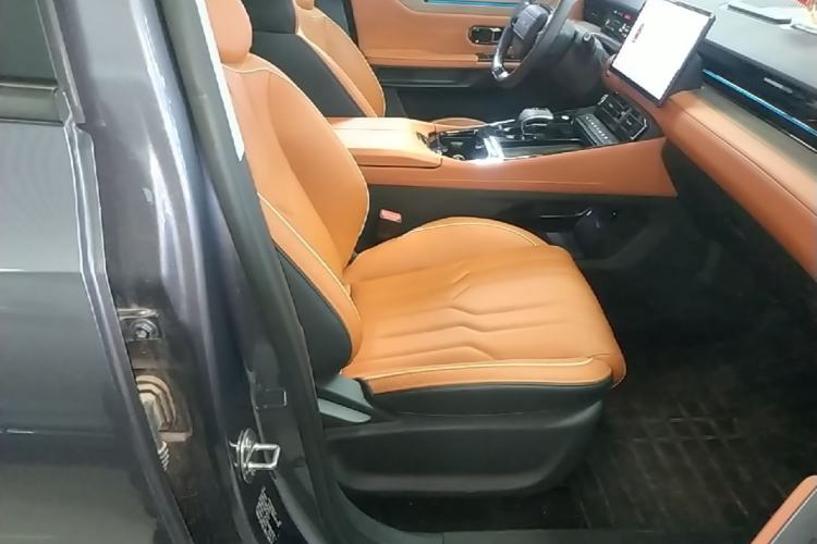 Used JETOUR Dashing 2025 1.5T DCT Ultimate Edition Right Front Seat