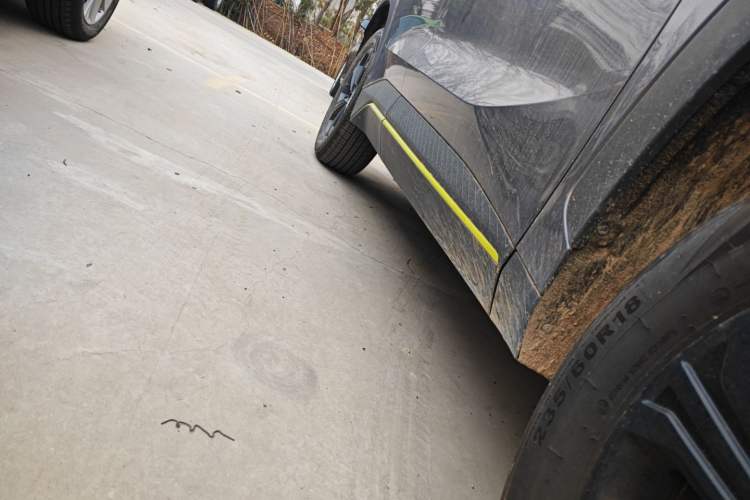 Used JETOUR Dashing 2025 1.5T DCT Youth UP Right Side Sill