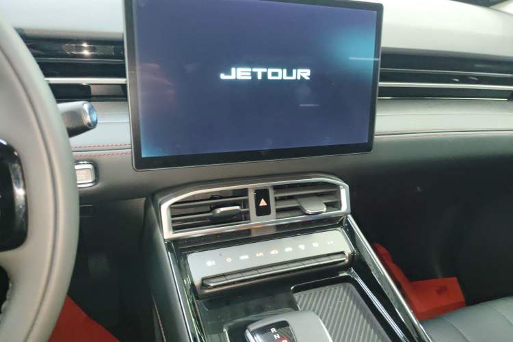 Used JETOUR Dashing 2025 1.5T DCT Luxury Edition Audio And AC Panel