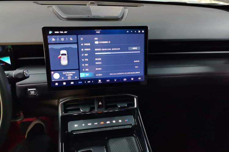Used JETOUR Dashing 2025 1.5T DCT Luxury Edition Audio And AC Panel
