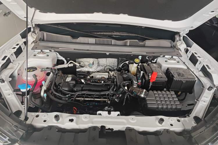 Used JETOUR Dashing 2025 1.5T DCT Youth UP Engine Bay