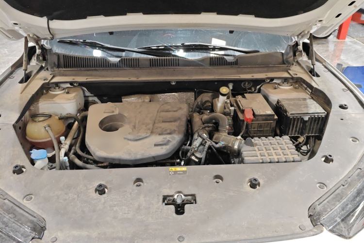 Used JETOUR Dashing 2025 1.5T DCT Luxury Edition Engine Bay
