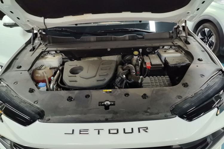 Used JETOUR Dashing 2025 1.5T DCT Luxury Edition Engine Bay