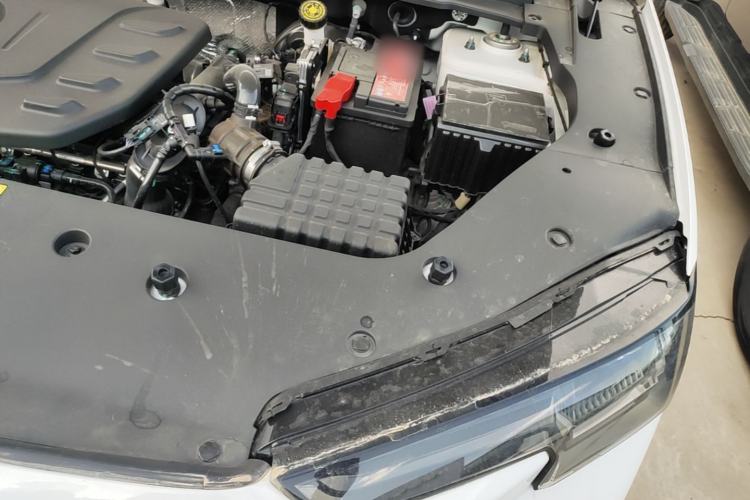 Used JETOUR Dashing 2025 1.5T DCT Luxury Edition Engine Bay Left