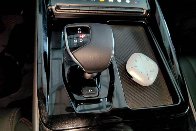 Used JETOUR Dashing 2025 1.5T DCT Luxury Edition Gear Lever
