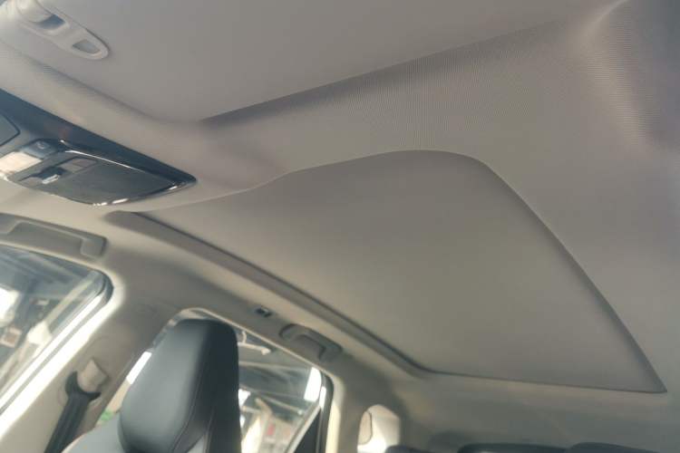 Used JETOUR Dashing 2025 1.5T DCT Ultimate Edition Headliner