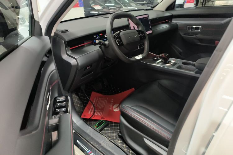 Used JETOUR Dashing 2025 1.5T DCT Beyond Edition Interior 3