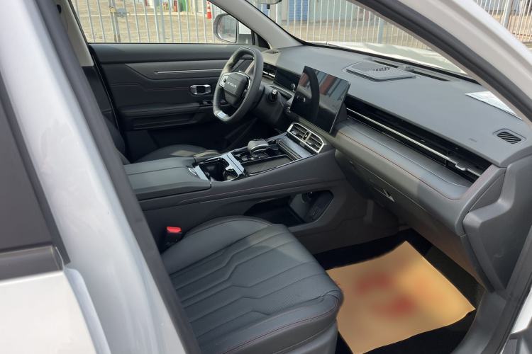 Used JETOUR Dashing 2025 1.5T DCT Luxury Edition Interior 4