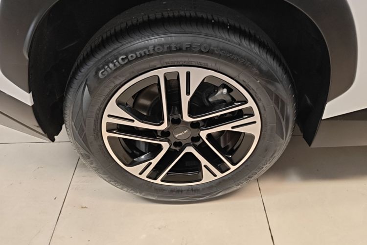 Used JETOUR Dashing 2025 1.5T DCT Elite Edition Right Rear Wheel Hub