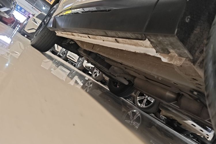 Used JETOUR Dashing 2025 1.5T DCT Elite Edition Right Side Sill
