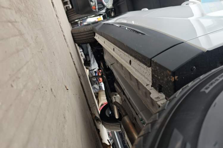 Used JETOUR Dashing 2025 1.5T DCT Ultimate Edition Right Side Sill
