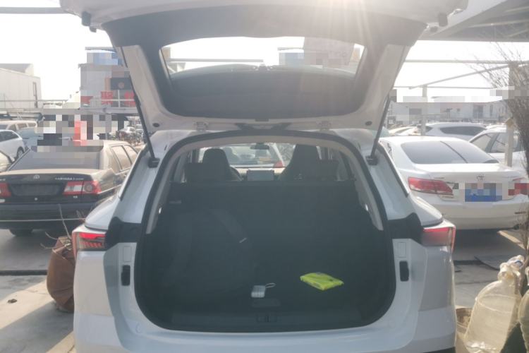 Used JETOUR Dashing 2025 1.5T DCT Ultimate Edition Trunk