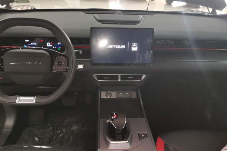 Used JETOUR Dashing 2026 Model—Youth Edition, 1.5T 6DCT Luxury Edition Audio And AC Panel