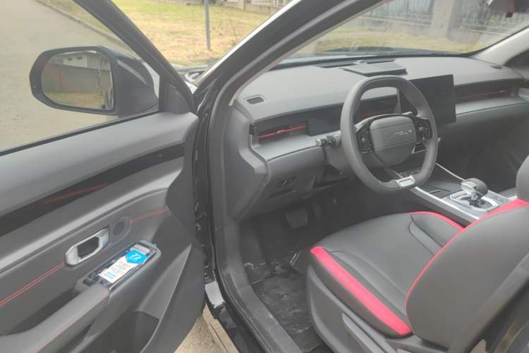 Used JETOUR Dashing 2026 Model—Youth Edition, 1.5T 6DCT Elite Edition Driver Seat