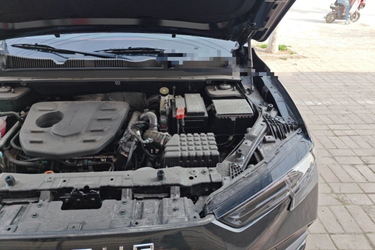 Used JETOUR Dashing 2026 Model—1.5T DCT Elite Edition Engine Bay Left