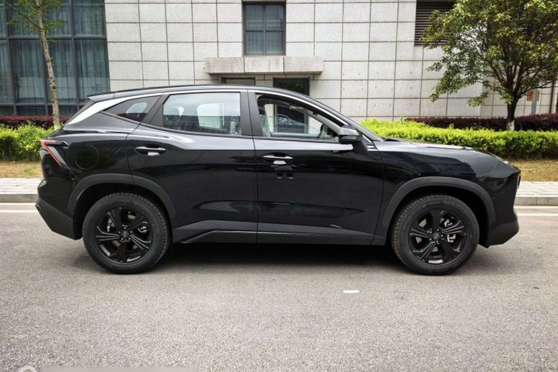 Used JETOUR Dashing 2026 Model—Youth Edition, 1.5T 6DCT Luxury Edition Exterior 6