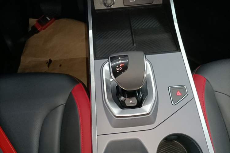 Used JETOUR Dashing 2026 Model—Youth Edition, 1.5T 6DCT Elite Edition Gear Lever