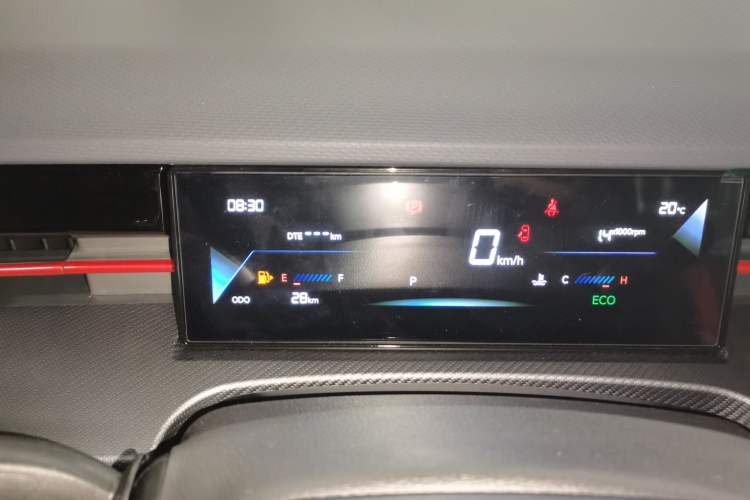 Used JETOUR Dashing 2026 Model—Youth Edition, 1.5T 6DCT Luxury Edition Instrument Cluster