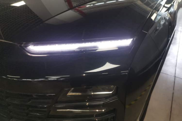 Used JETOUR Dashing 2026 Model—Youth Edition, 1.5T 6DCT Luxury Edition Left Front Headlight