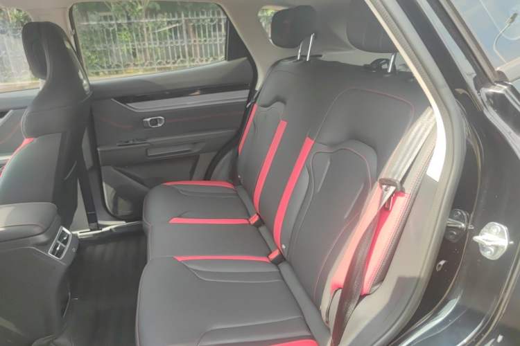 Used JETOUR Dashing 2026 Model—Youth Edition, 1.5T 6DCT Elite Edition Left Rear Seat