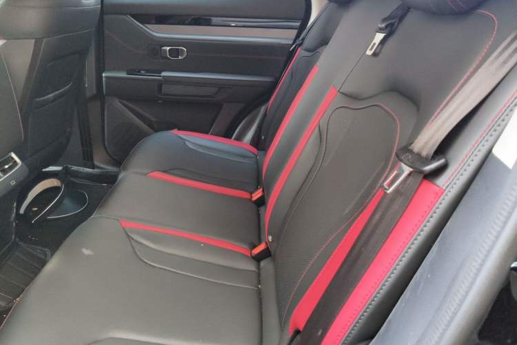 Used JETOUR Dashing 2026 Model—Youth Edition, 1.5T 6DCT Luxury Edition Left Rear Seat