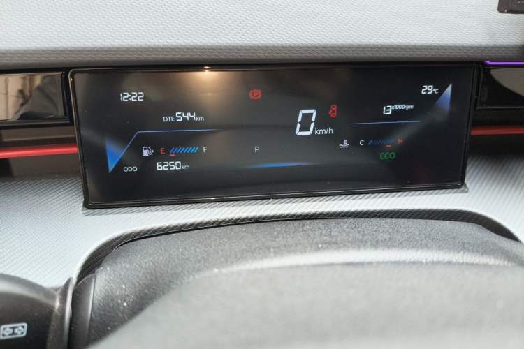Used JETOUR Dashing 2026 Model—Youth Edition, 1.5T 6DCT Luxury Edition Odometer Close Up