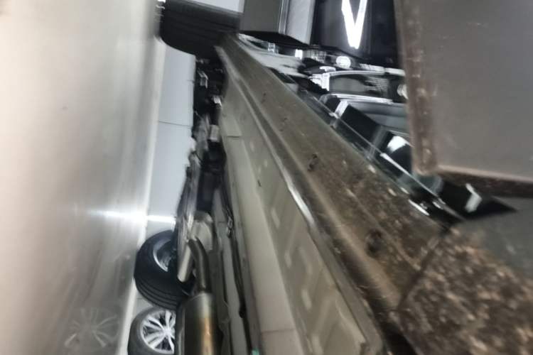 Used JETOUR Dashing 2026 Model—Youth Edition, 1.5T 6DCT Elite Edition Right Side Sill