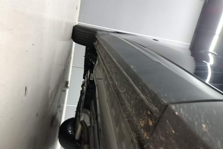 Used JETOUR Dashing 2026 Model—1.5T DCT Luxury Edition Right Side Sill