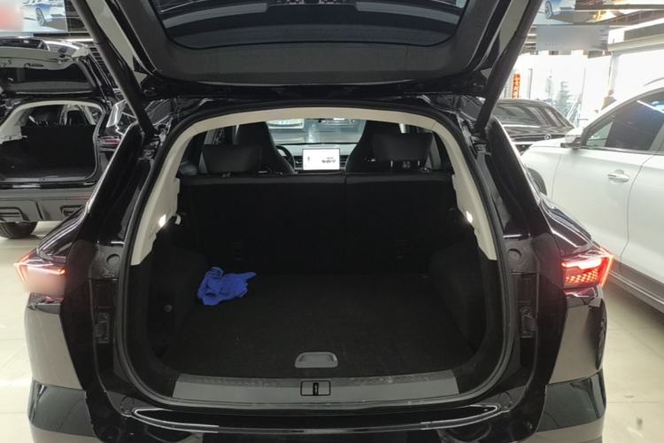 Used JETOUR Dashing 2026 Model—1.5T DCT Luxury Edition Trunk