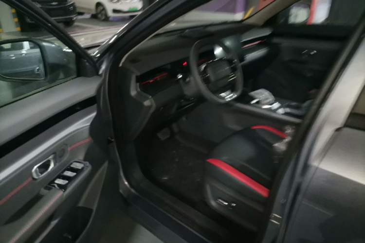 Used JETOUR Dashing 2026 Model—Youth Edition, 1.5T 6DCT Luxury Edition Interior 3