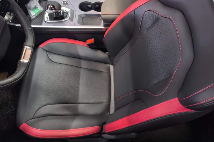 Used JETOUR Dashing 2026 Model—Youth Edition, 1.5T 6DCT Elite Edition Left Front Seat