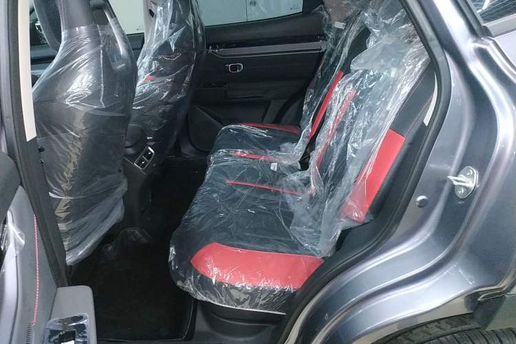 Used JETOUR Dashing 2026 Model—Youth Edition, 1.5T 6DCT Elite Edition Left Rear Seat