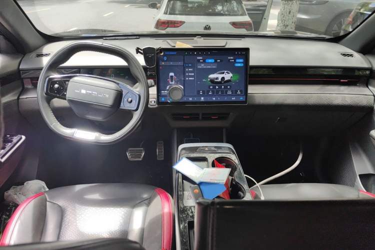 Used JETOUR Dashing i-DM 2022 1.5T DHT Lightning 01 Center Console