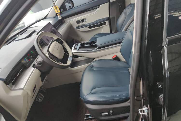 Used JETOUR Dashing i-DM 2022 1.5T DHT Lightning 01 Left Front Seat