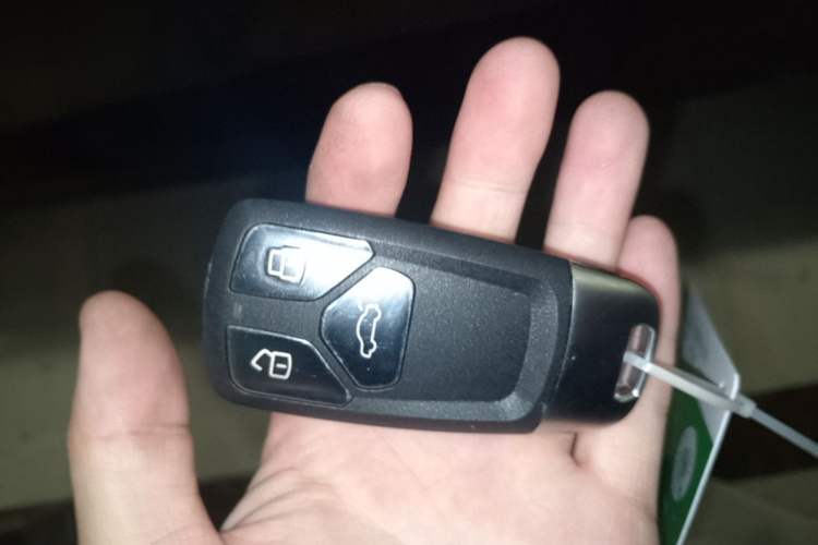 Used JETOUR Dashing i-DM 2022 1.5T DHT Lightning 01 Vehicle Key