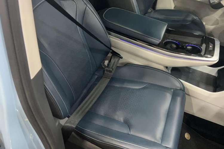 Used JETOUR Dashing i-DM 2022 1.5T DHT Lightning 02 Right Front Seat