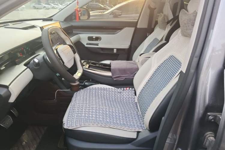 Used JETOUR Dashing i-DM 2022 1.5T DHT Lightning 01 Left Front Seat
