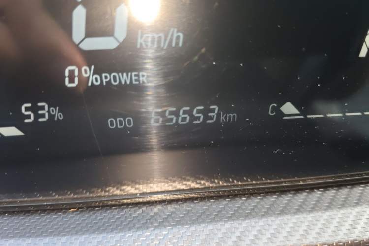 Used JETOUR Dashing i-DM 2022 1.5T DHT Lightning 01 Odometer Close Up